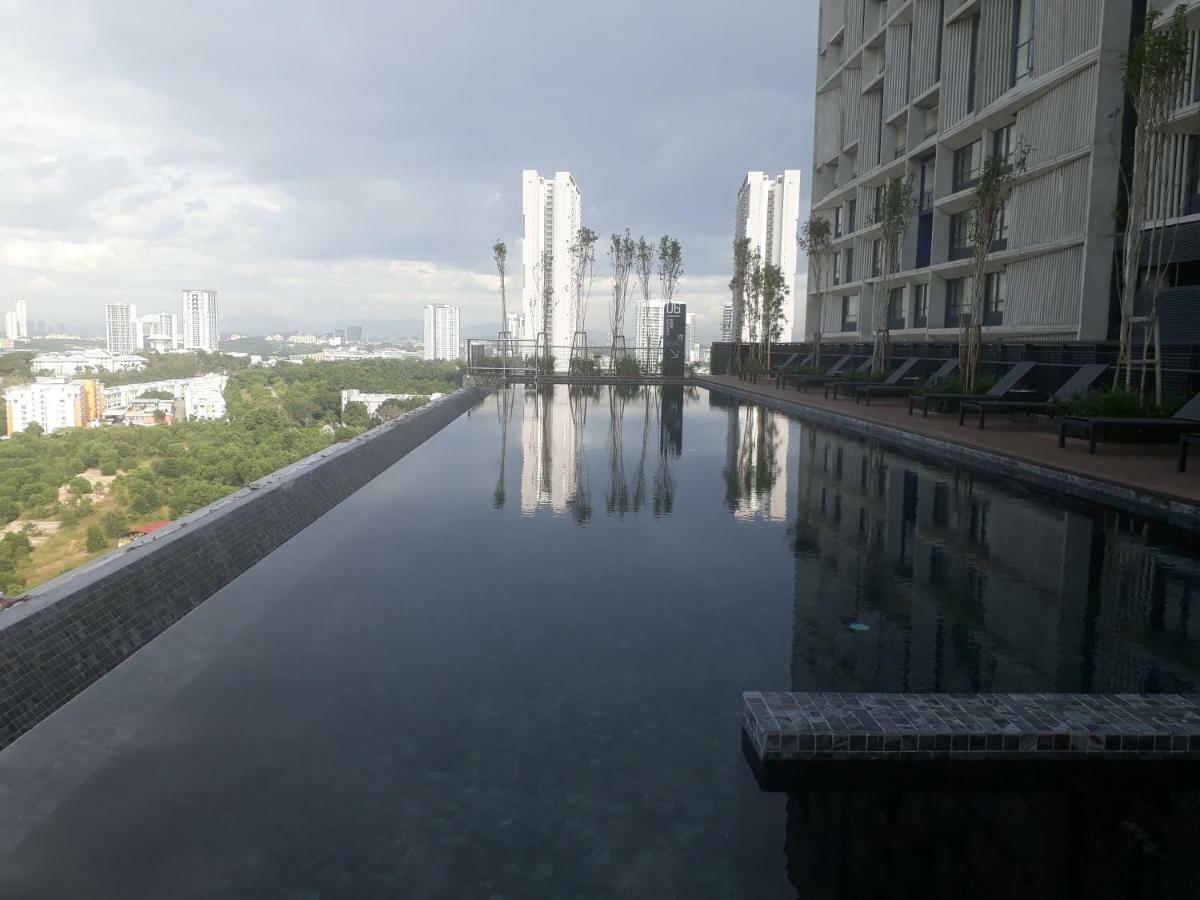 Mufasa Suites At Tamarind Suites With Wifi Netflix Coway Level 8 Сайберджая Экстерьер фото