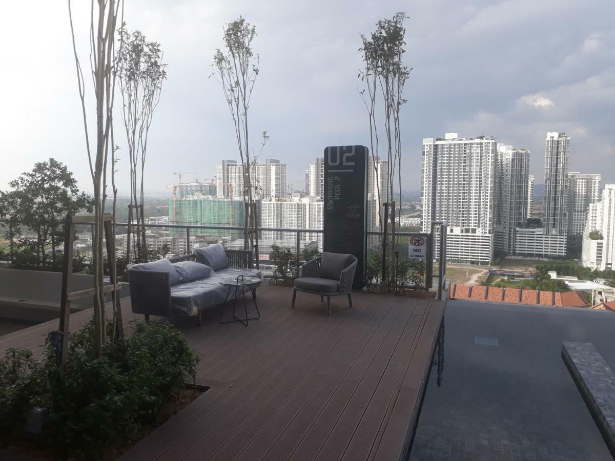 Mufasa Suites At Tamarind Suites With Wifi Netflix Coway Level 8 Сайберджая Экстерьер фото